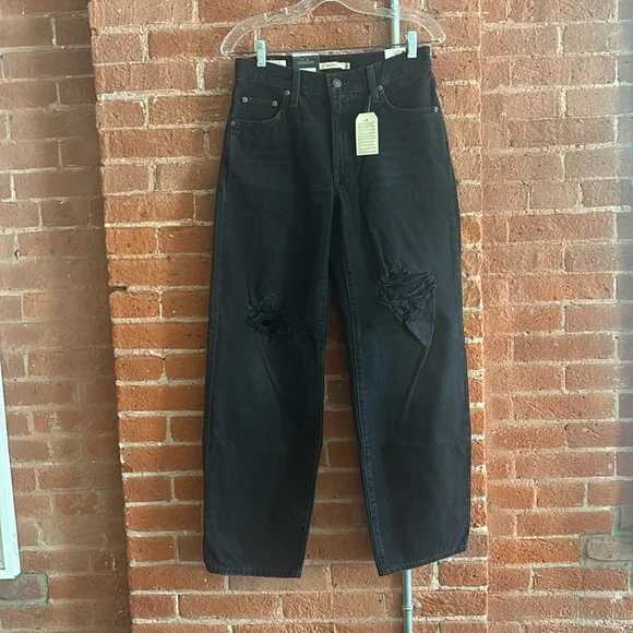 NWT Levi’s Baggy Dad Jeans, ripped black - Picture 2 of 6